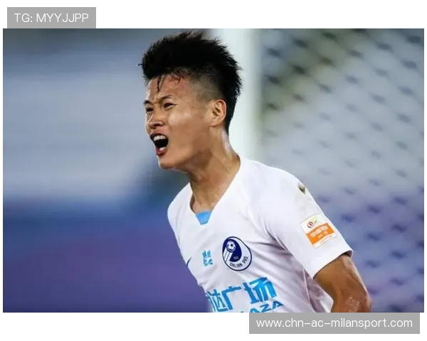 中超大连人林良铭突破训练更自信