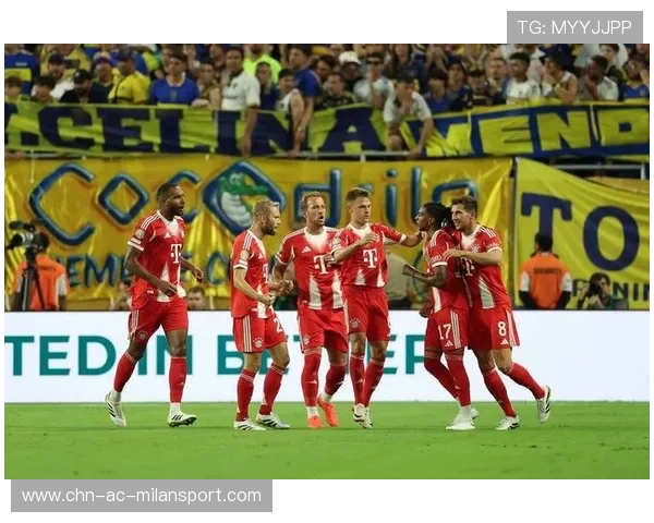 拜仁凯恩禁区回身小角度爆射全场举手欢呼——足球界的经典瞬间